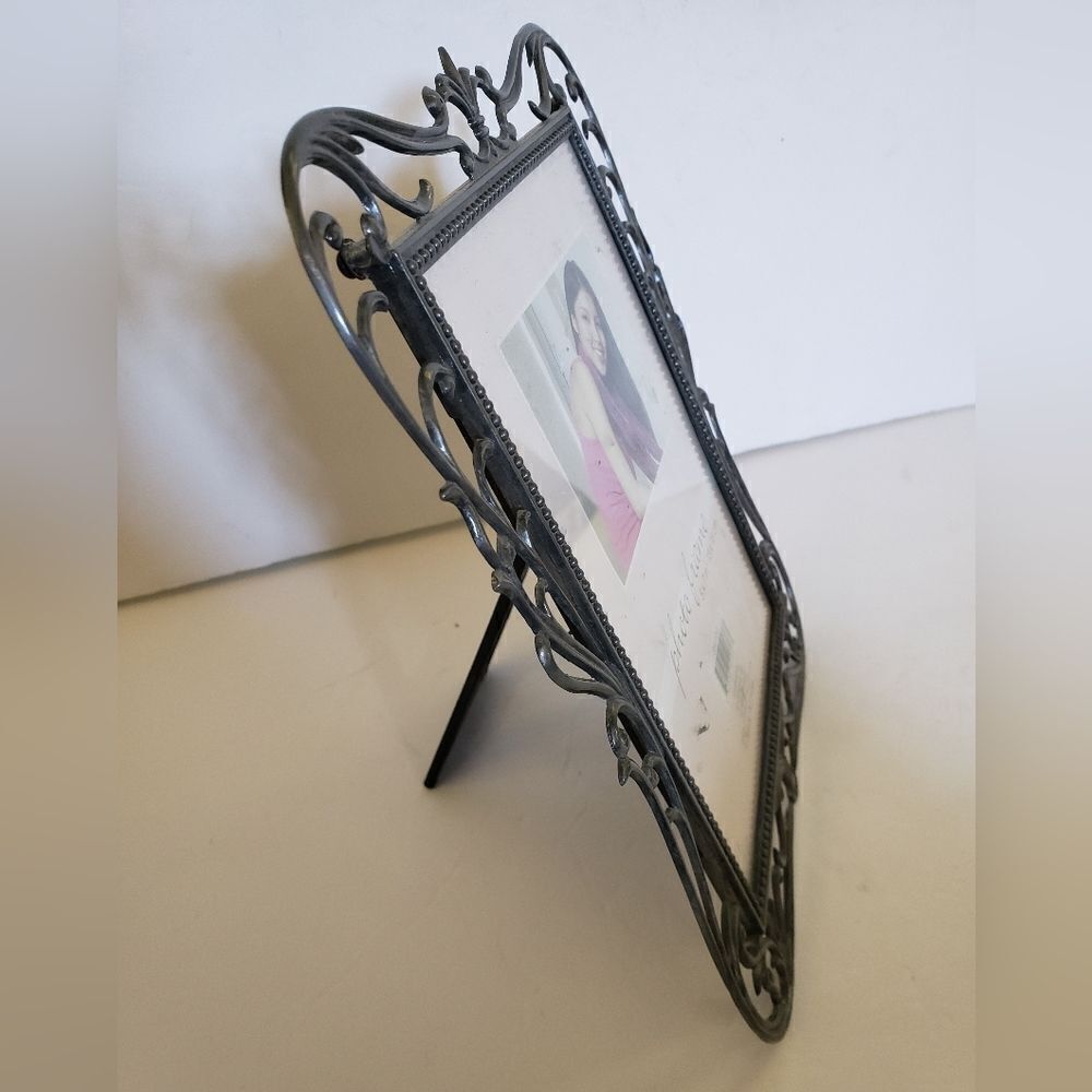 Metal Picture Frame - Picture 3 of 7